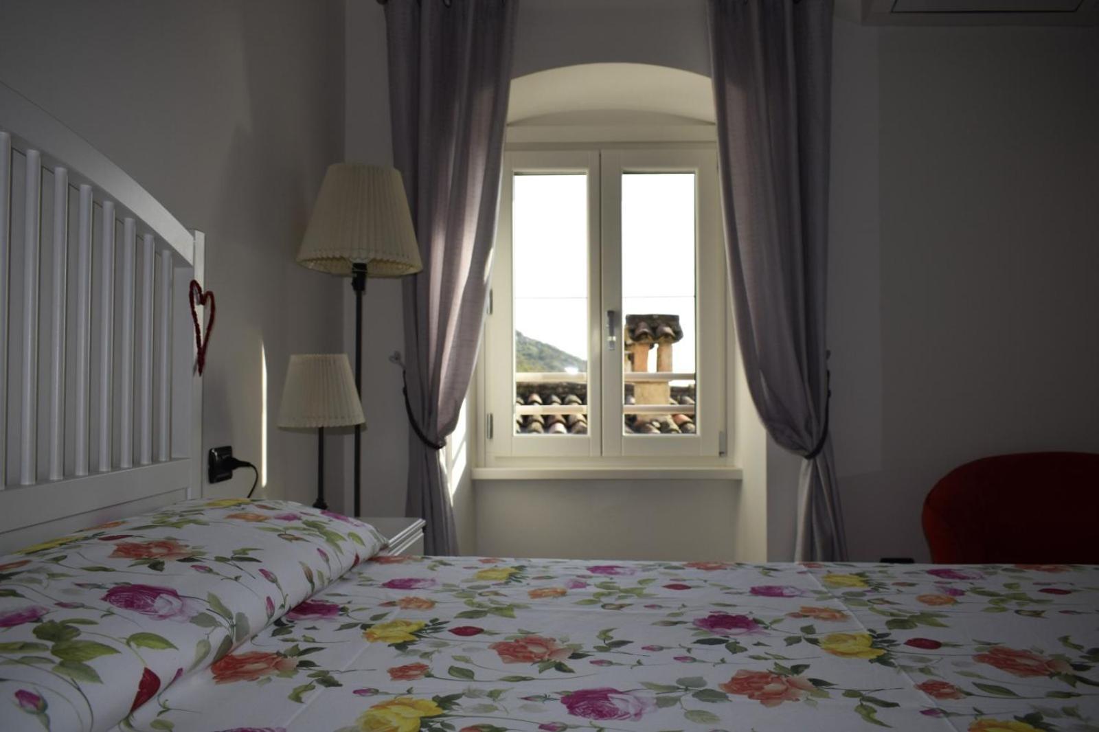 Appartamento Anna Brenzone sul Garda Buitenkant foto