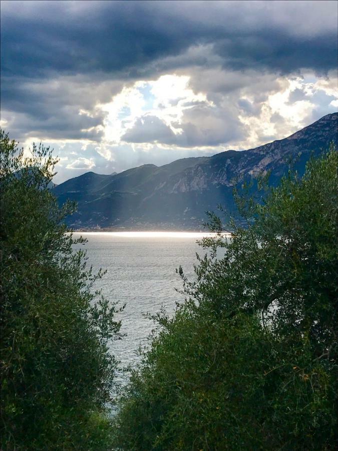 Appartamento Anna Brenzone sul Garda Buitenkant foto